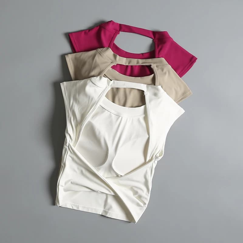 Costume de Yoga haut de sport pour femmes avec coussin de poitrine, T-shirt Sexy à manches courtes,