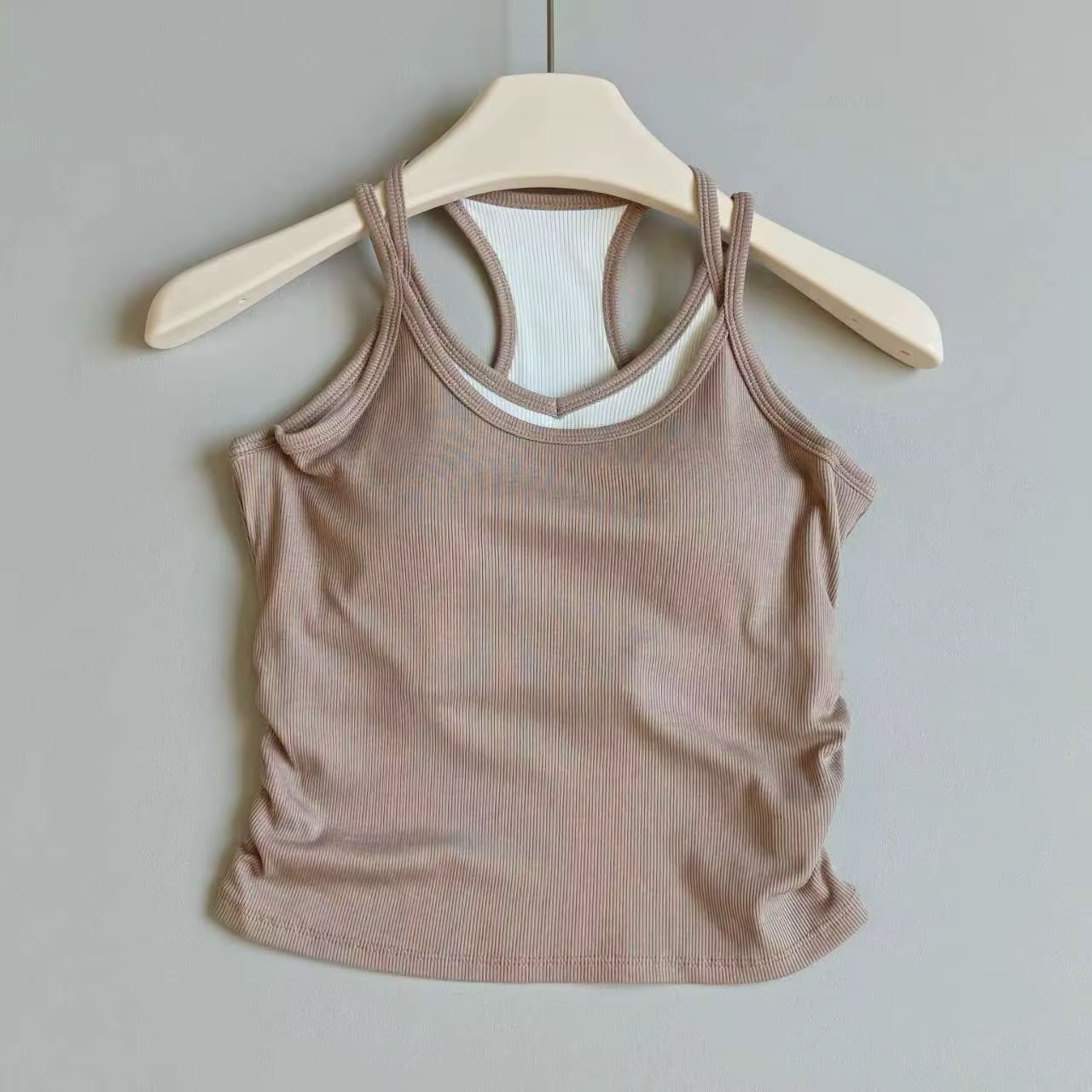Veste de yoga avec coussinet de poitrine antichoc, dos élégant, pour la course, l'entraînement, le P
