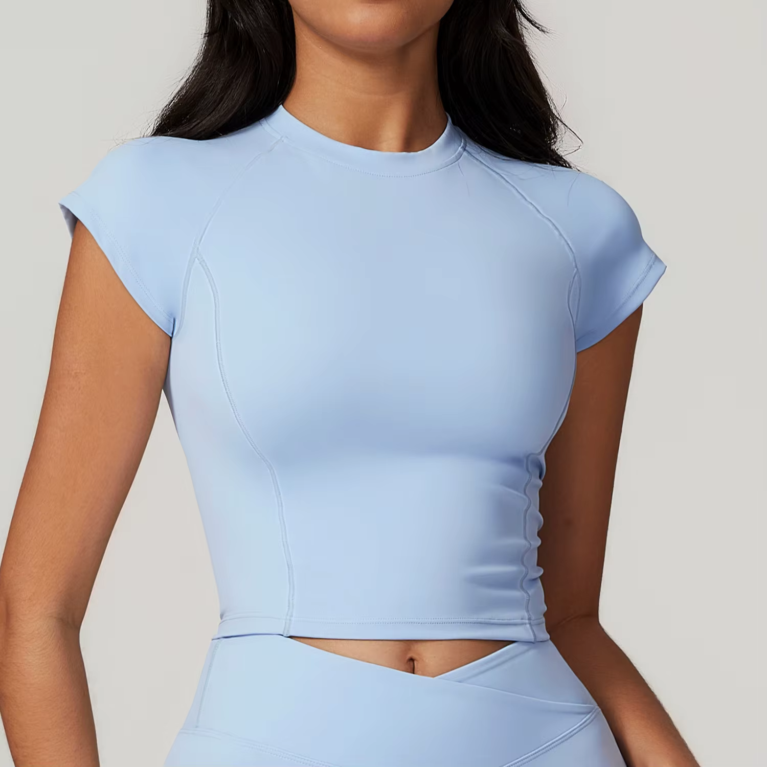 T-shirt de sport sexy à manches courtes pour femme, vêtement d'entraînement, de yoga, serré, de cour
