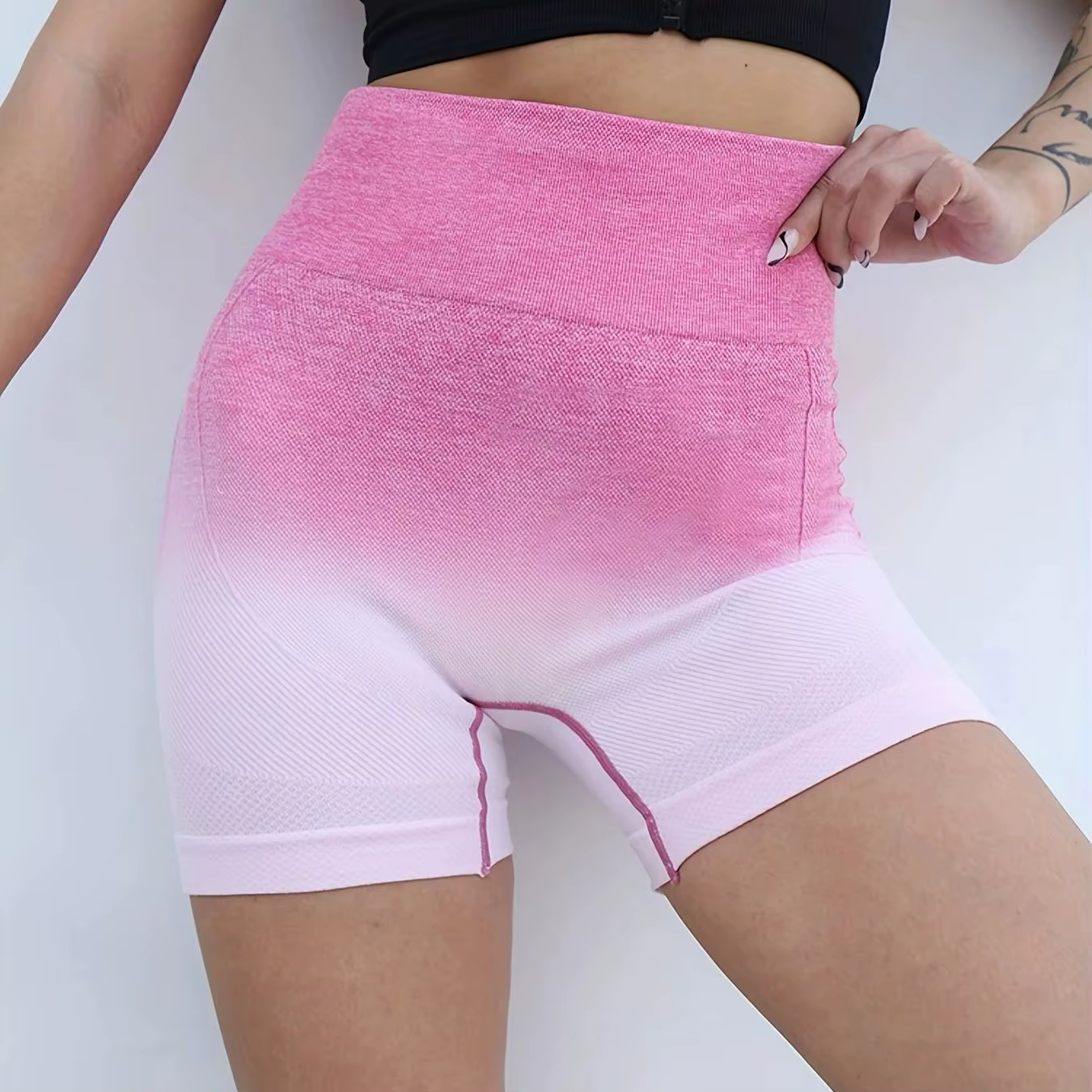 Short de Yoga pour femmes, à la mode, suspendu progressif, teint, fesses de pêche, serré, sans coutu