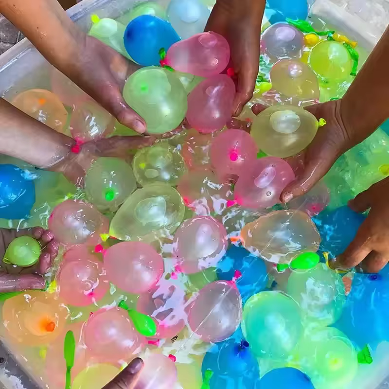 111 pièces de balles d'eau amusantes à remplissage rapide pour jeux d'été en piscine, de plage et d'