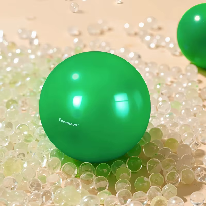 Petit ballon vert de Pilates pour la pression abdominale