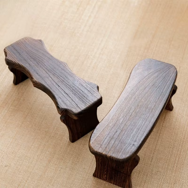 Tabouret de méditation en bois massif