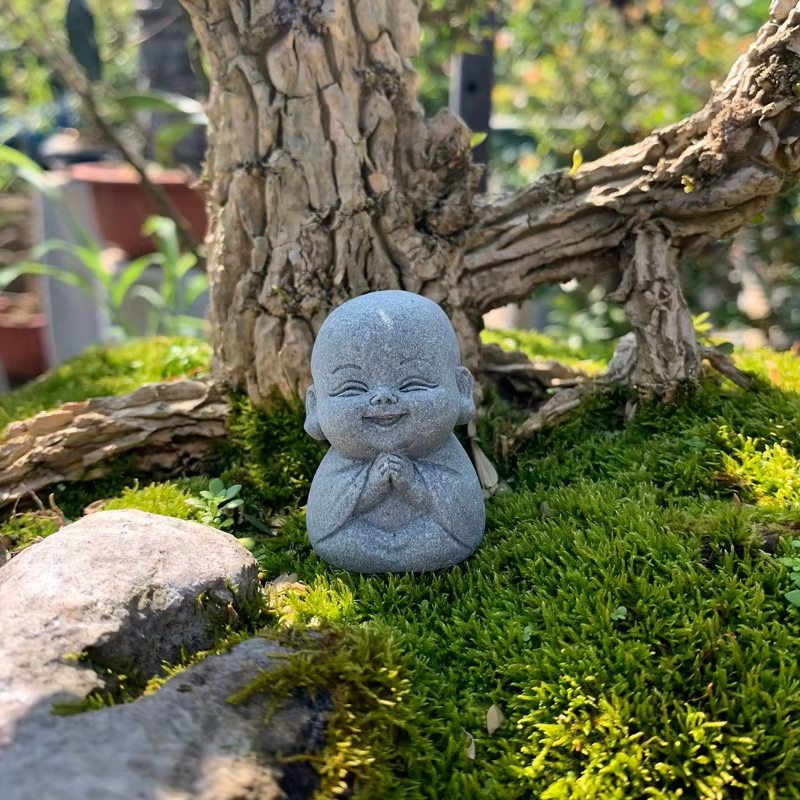 Statue de bouddha en pierre