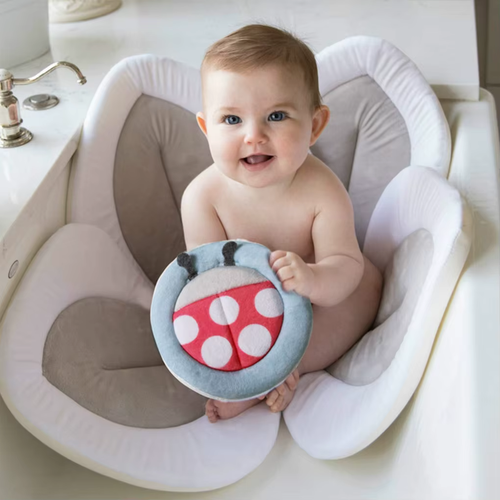 Siège de bain pour bébé Lotus en fleurs, confort de bain pour bébé, tapis de baignoire pour évier, coussin pas facilement déformable, siège à fleurs sûr