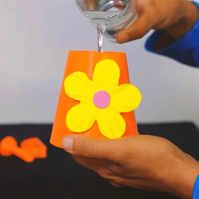 COMEDY WATERING CAN – tours de magie, disparaît dans l'eau et réparaître la Production de liquides, Magia drôle, illusion de scène en gros plan, accessoire Gimmick