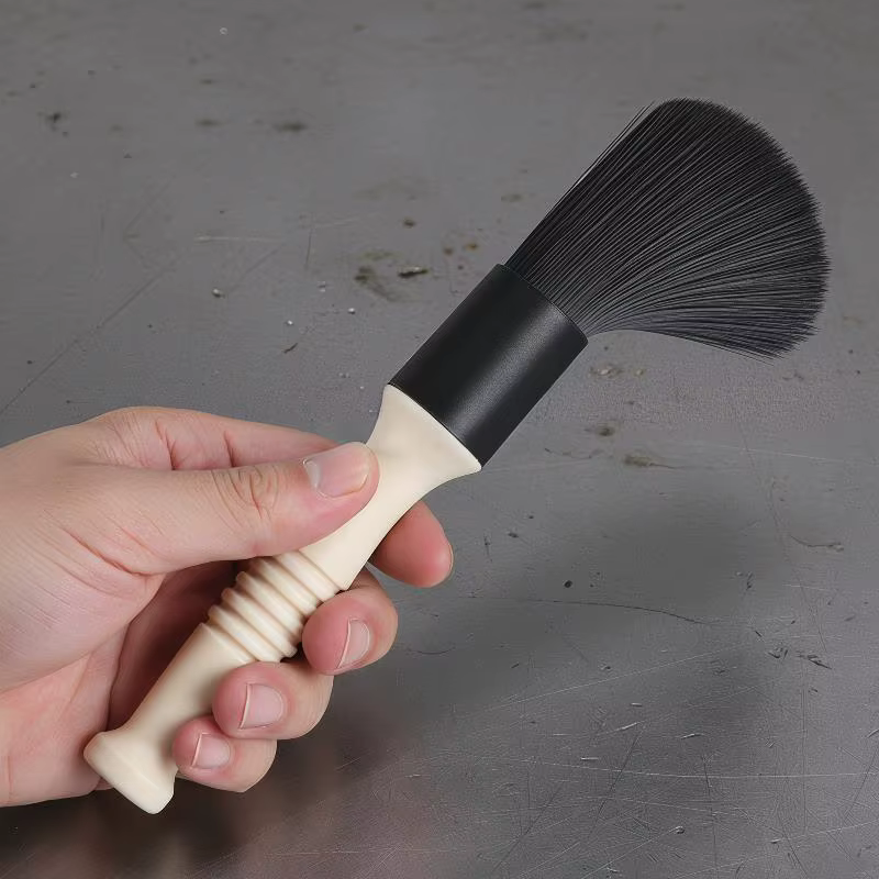 Brosse de nettoyage pour roues de voiture, 1 pièce, outils de nettoyage pour roues et portes de voiture