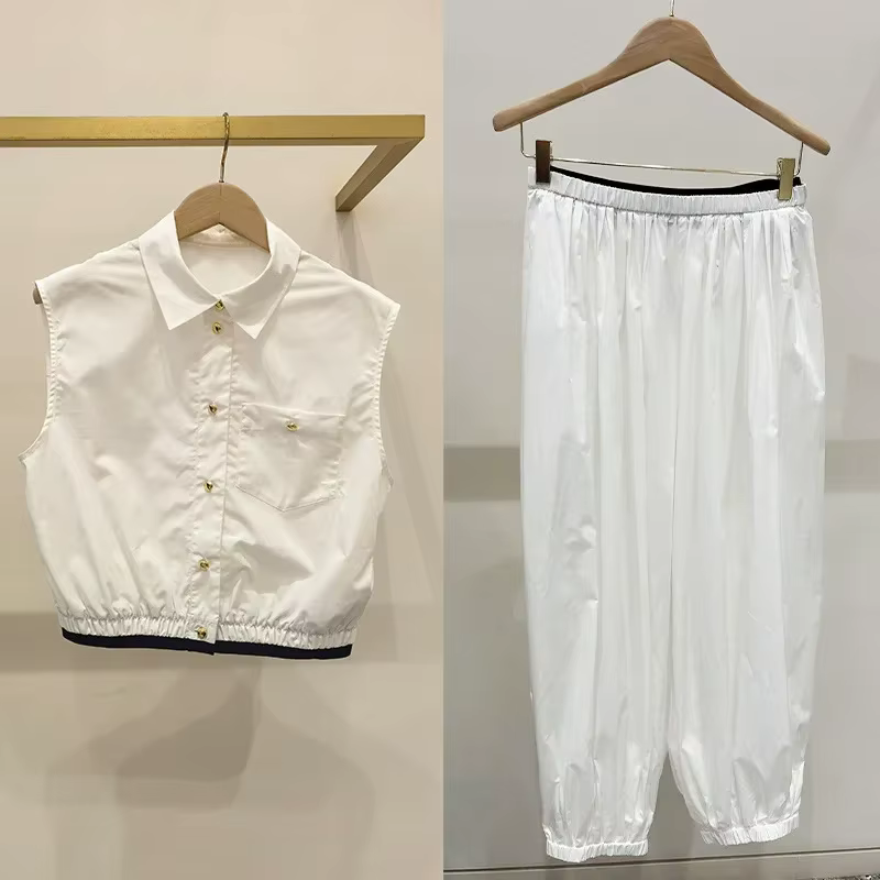 Chemise sans manches pour femme avec ourlet contrastant