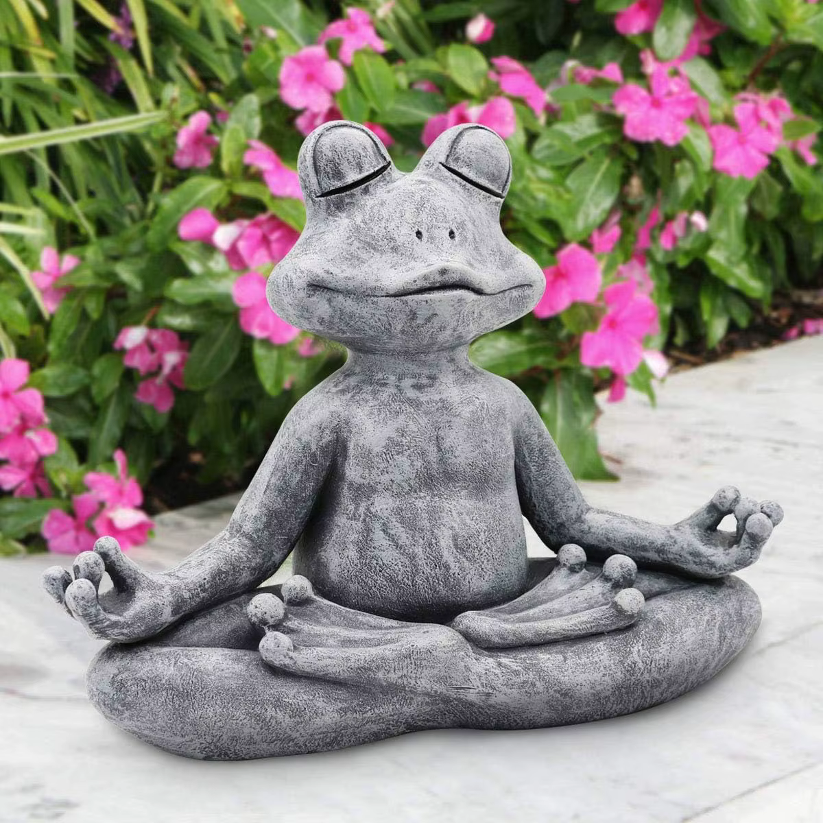 Figurine l'inventaire de grenouille de méditation