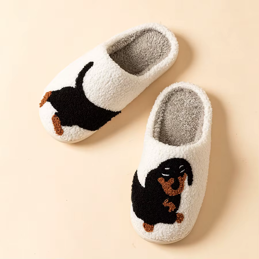 Chaussons de chien de teckel de dessin animé mignon et intéressant pour femmes, chaussures en coton d'hiver concis, chambre légère, confort intérieur chaud