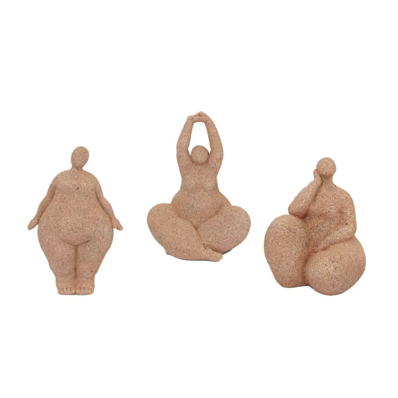Sculpture abstraite de femme en yoga en résine rouge terre cuite