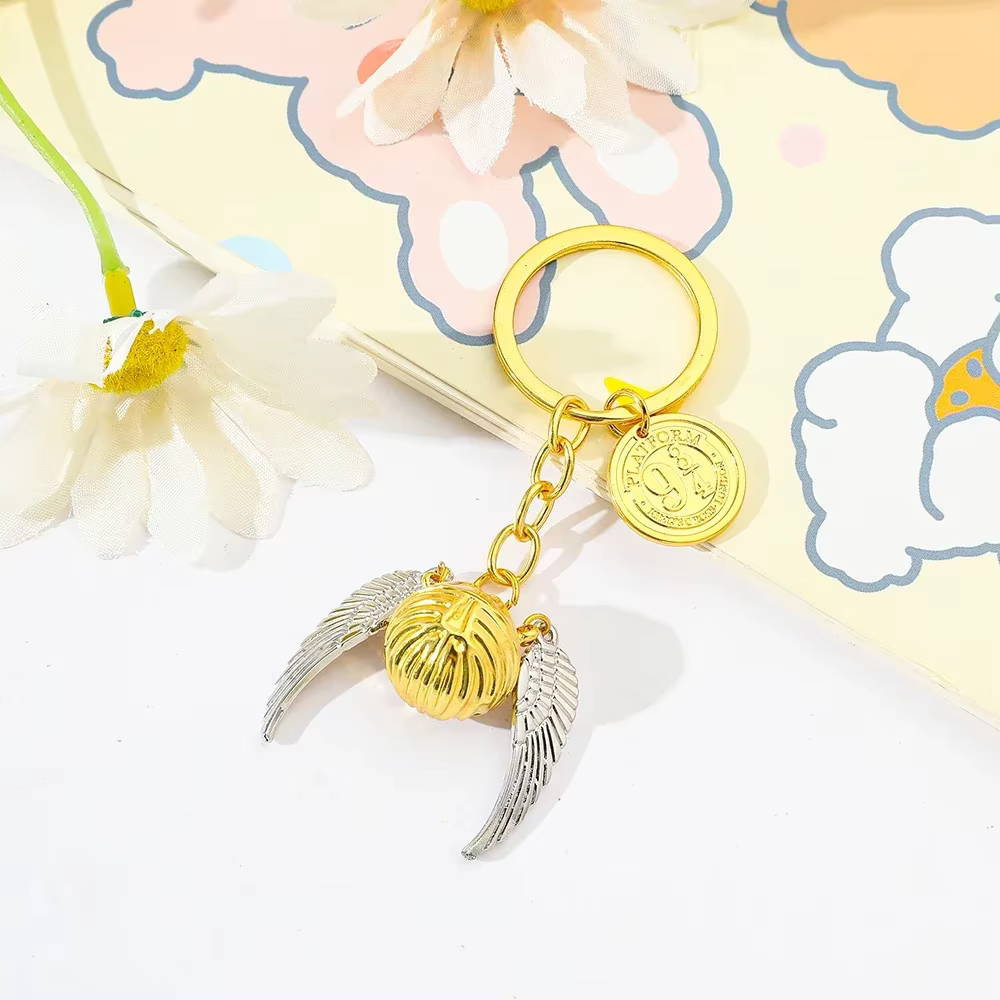 Porte-clés de vif d'or, pendentif élégant, accessoire de sac à dos, bijoux d'anniversaire, cadeau pour garçons et filles