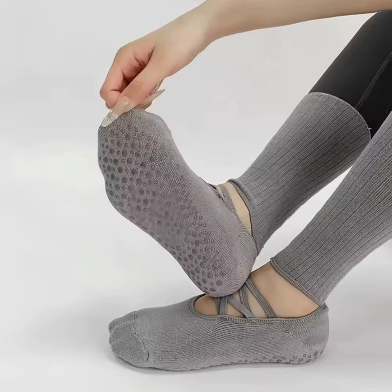 Chaussettes de Pilates respirantes antidérapantes à tube moyen