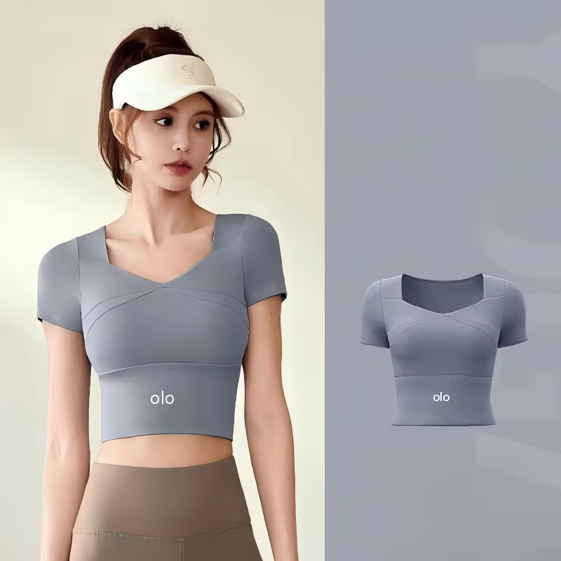 Tenue de yoga avec haut de sport à manches courtes ultra-extensible – Coupe ajustée