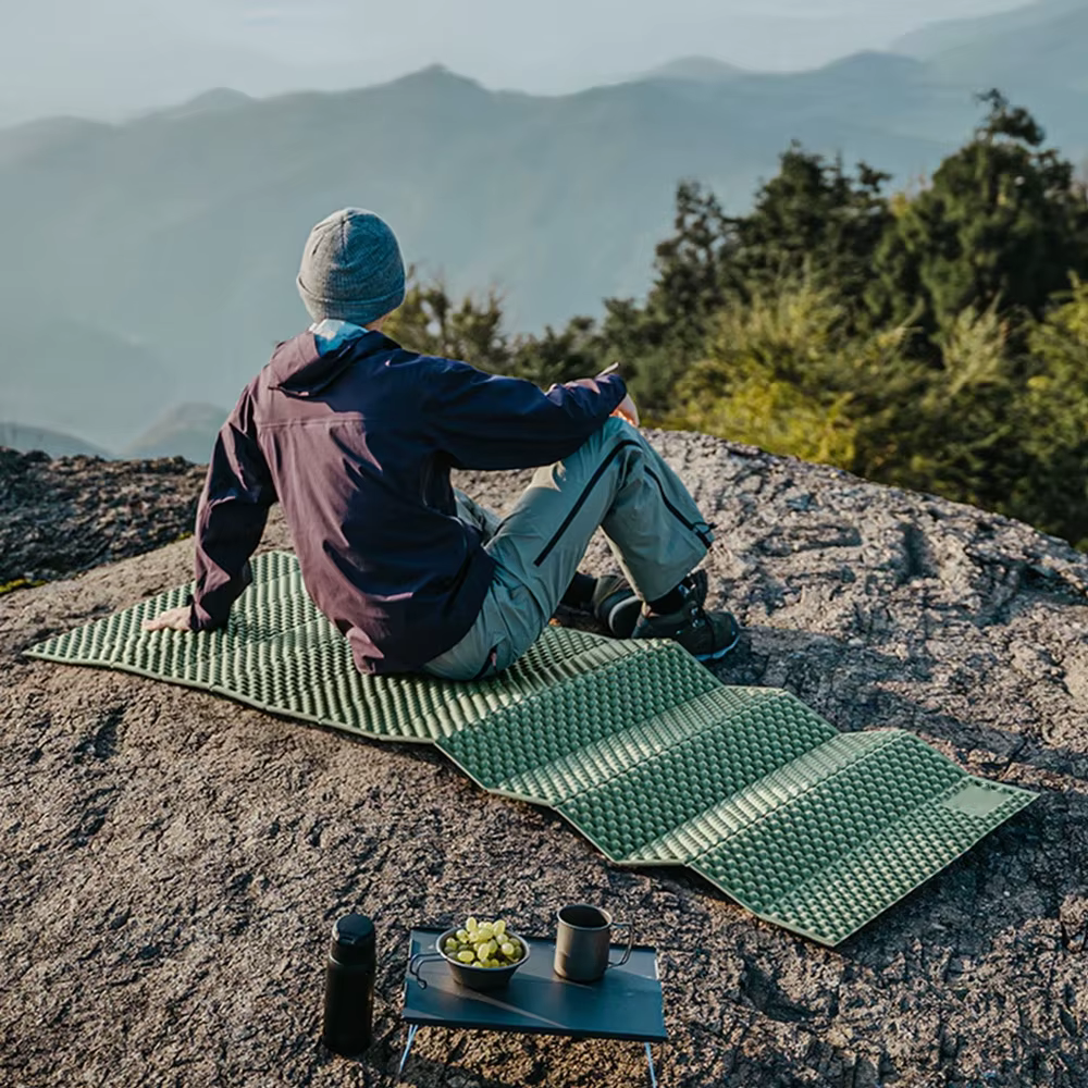 Tapis de couchage en aluminium à alvéoles, épais et isolant, pour le camping, portable et pliable, pour la randonnée, le backpacking et la tente