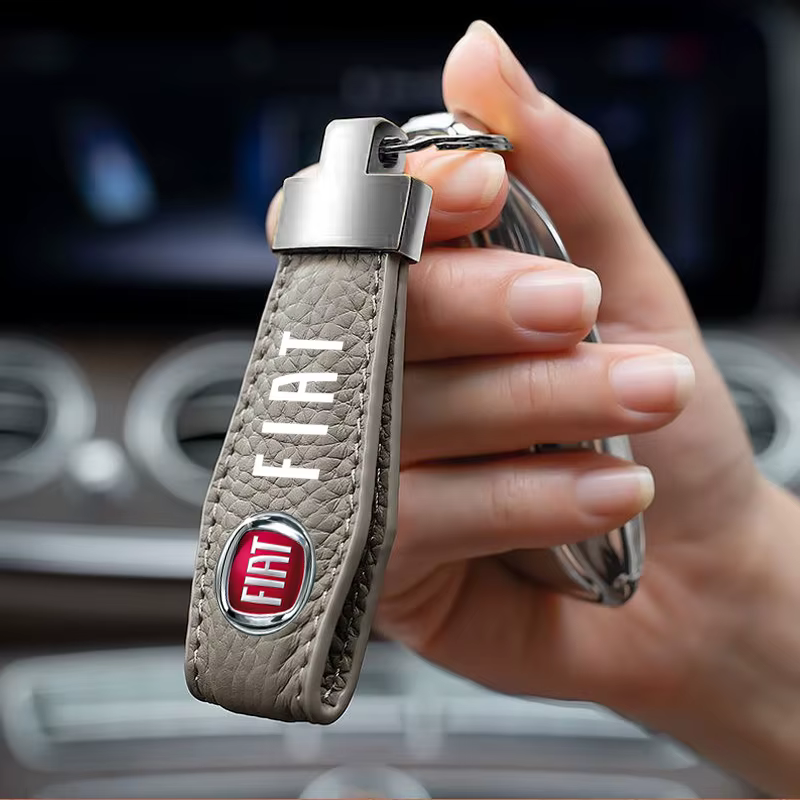 Porte-clés de voiture de luxe en cuir véritable, anneau cadeau pour Fiat Punto Abarth 500 Stilo Ducato Palio Bravo Doblo, accessoires de voiture
