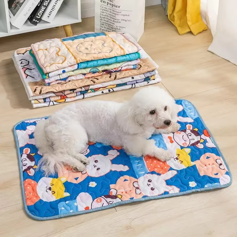 Tapis lavable pour couches pour animaux de compagnie, tapis réutilisable pour chiens, lit d'urine lavable, tapis d'entraînement pour chien, quatre saisons
