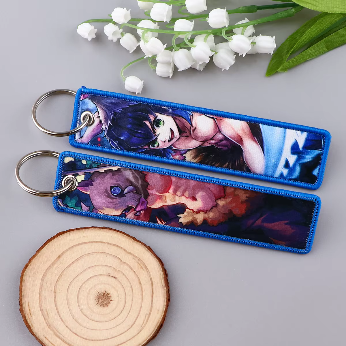 Porte-clés de personnages d'anime classique, porte-clés de broderie de manga, porte-clés pour voiture, accessoires de cosplay de Hurcycles, cadeaux de jouets