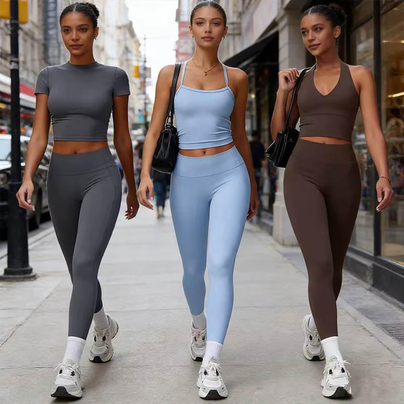 Costume de Fitness au toucher nu