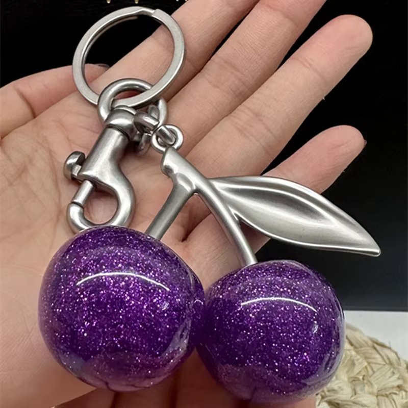 Pendentif à breloque cerise violette, décoration pour sac à main, sac à bandoulière, porte-clés de haute qualité pour femmes, breloques de sac de fixation