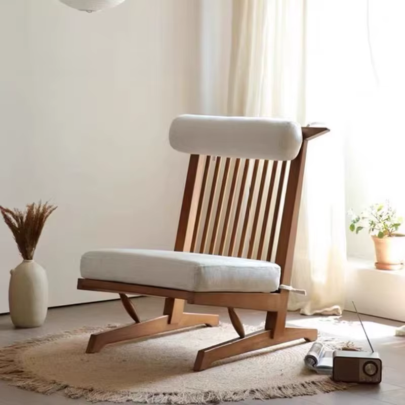 Canapé en bois pour méditation