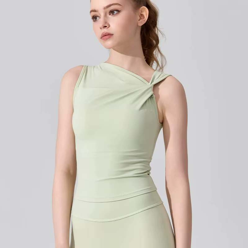 Gilet de yoga au design asymétrique pour femmes