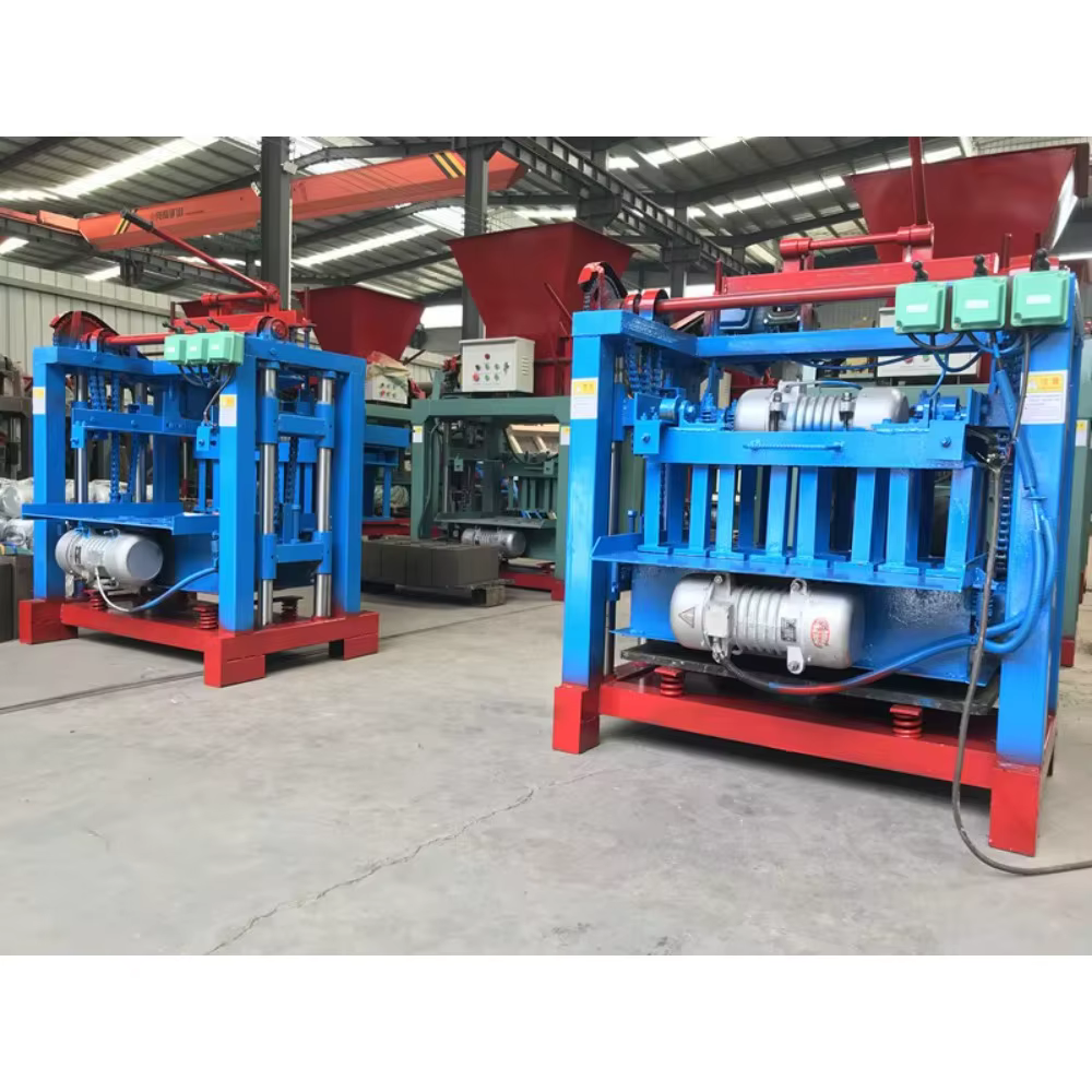 Machine de fabrication de cylindres de ciment et de briques de ciment, Machine à quatre colonnes, Machine multifonctionnelle pour briques de blocs de béton