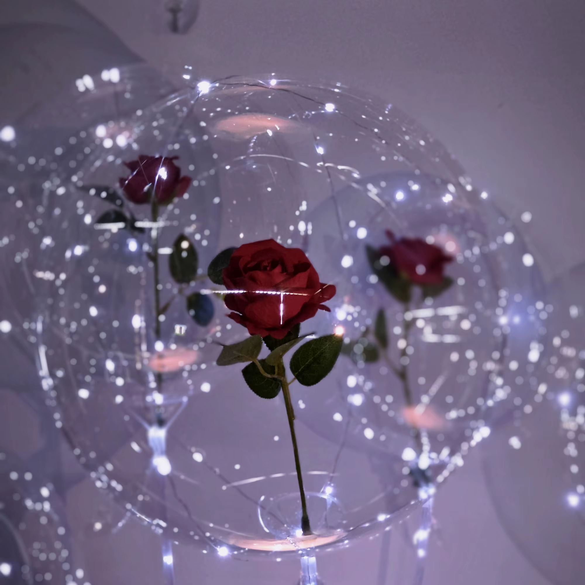 Bouquet de roses lumineuses LED, ballon transparent en forme de vague, idéal pour les mariages, les anniversaires, les fêtes de la Saint-Valentin, les enterrements de vie de jeune fille