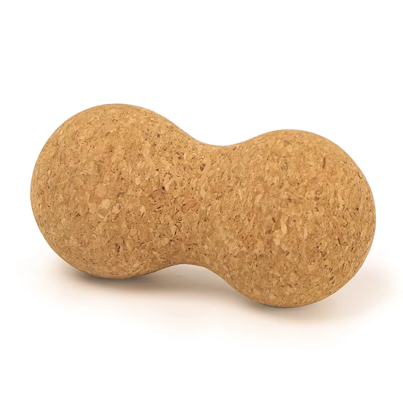 Boule de massage en liège et cacahuètes