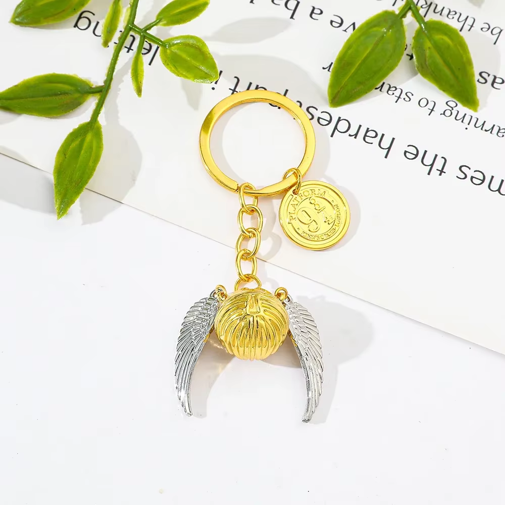 Porte-clés de vif d'or, pendentif élégant, accessoire de sac à dos, bijoux d'anniversaire, cadeau pour garçons et filles