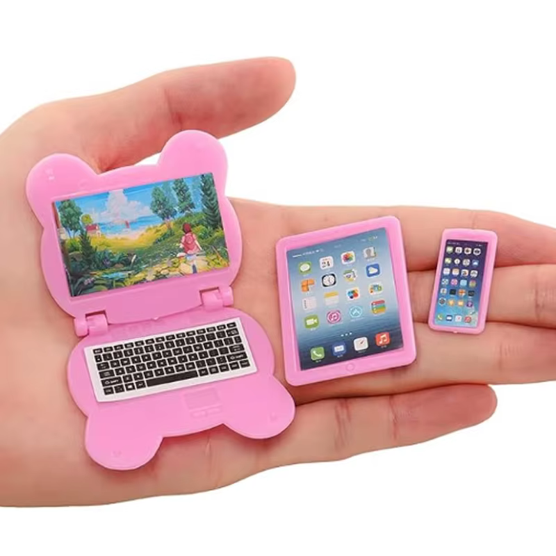 Lot de 3 mini-objets pour maison de poupée, accessoires mignons et kawaii pour poupées, ensemble d'ordinateurs, iPad et téléphones miniatures, articles de maison de poupée amusants et réalistes pour m