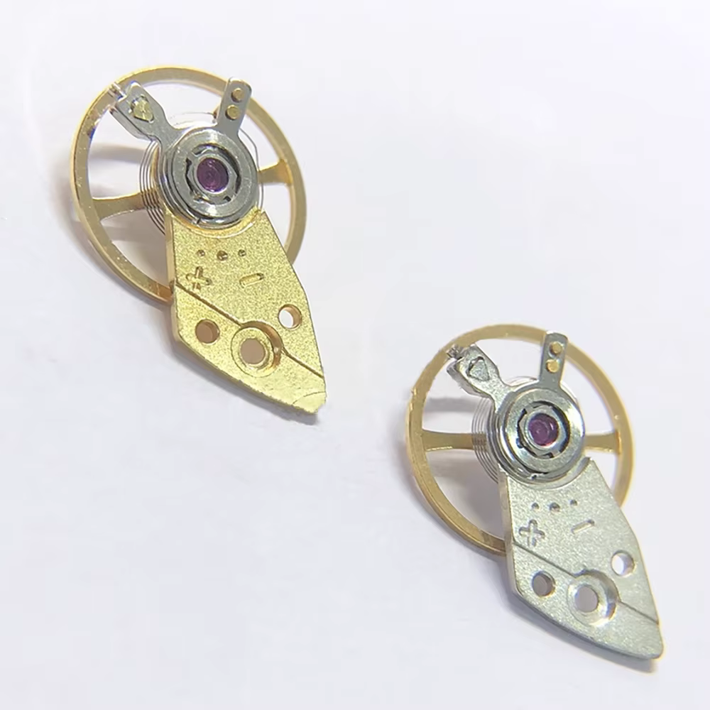 Accessoires de montre, ensemble de balancier adapté au mouvement 8200 8215, balancier à balançoire complète avec ressort à cheveux
