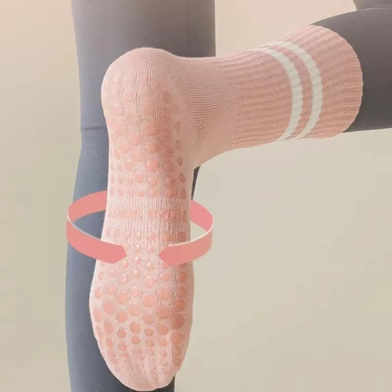 Chaussettes Pilates avec poignées pour femmes