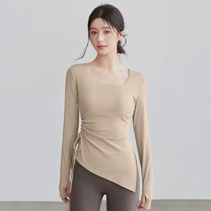 Vêtements de yoga avec coussinets de poitrine