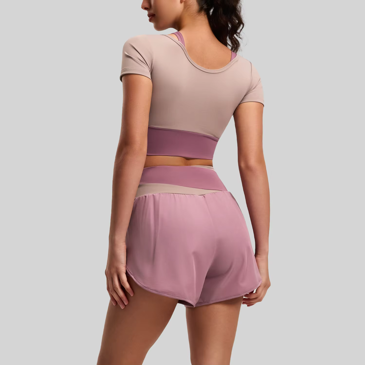 Tenue de sport yoga pour femme