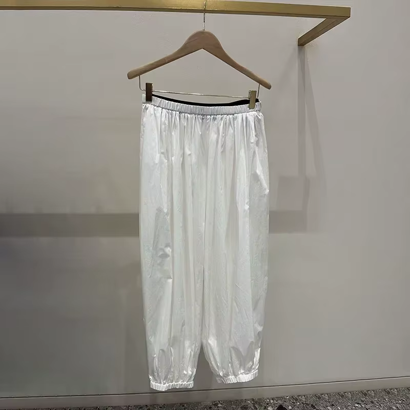 Chemise sans manches pour femme avec ourlet contrastant
